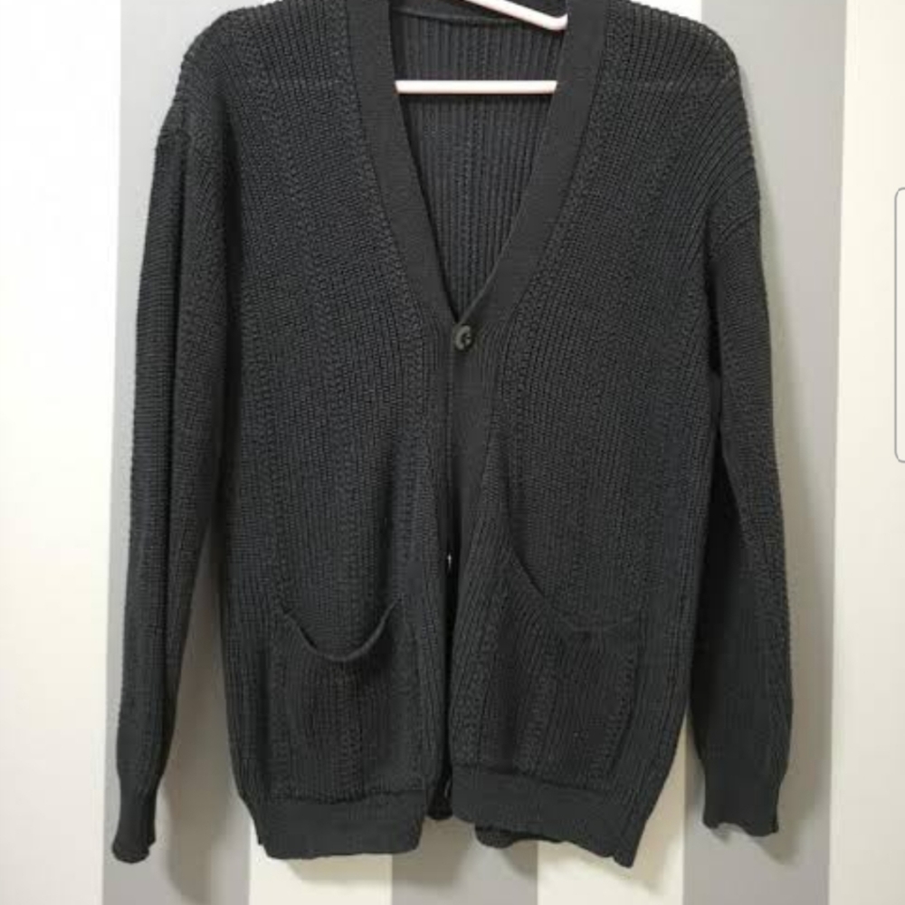 Strechable Black Shrug - Picture 1 of 6